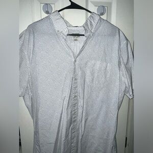 J Crew Men’s XL Tall Patterned Short Sleeve Button Down